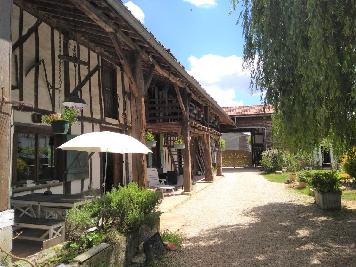 La Varniere Montier-en-Der Luaran gambar
